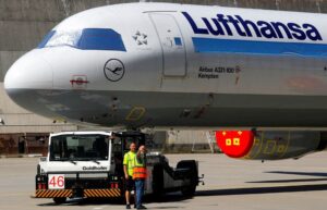 Lufthansa da Alemanha negocia compra de 40% 