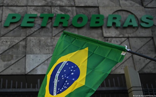 Petrobras encerra processo competitivo