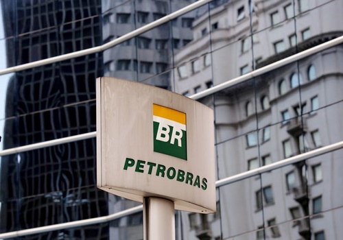 Petrobras reinicia processos de venda
