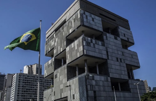 Petrobras inicia etapa de divulgação de venda