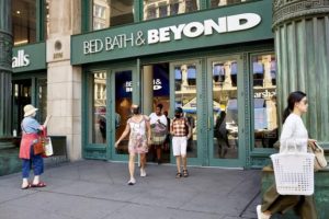 Bed Bath & Beyond faz oferta de ações