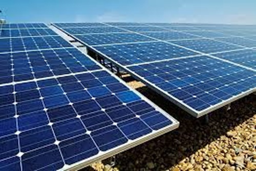 Brasil analisa aquisição de projetos de energia solar fotovoltaica