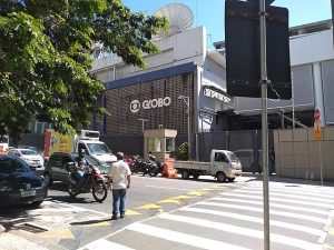 Globo faz acordo para comprar participação na Eletromidia