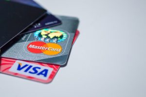 Visa e Mastercard estariam entre empresas interessadas em comprar fintech brasileira